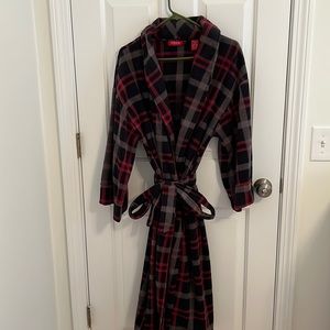 Men’s IZOD Bathrobe